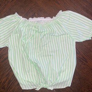 3/$12 Zara Girls green striped blouse size 13/14- NWT